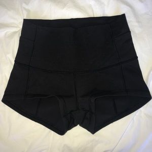 Lulu lemon boogie shorts